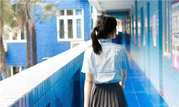 垣曲如何找到一个可以帮助我生孩子的女人？
